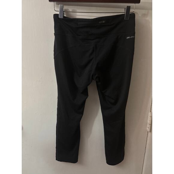 Nike Dri-Fit Black Racer Crop Leggings 2.0  S Athleisure Normcore Sportswear - Picture 2 of 9